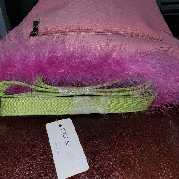 5/$13 Pink fuzzy boa accent around top Long strap Green & pink purse - Picture 11 of 16